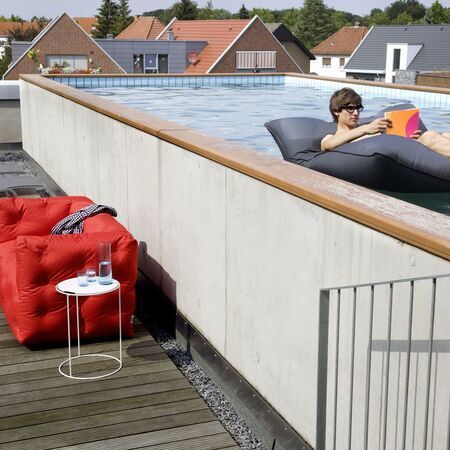 Sitting Bull - Pool Bull - der schwimmende Sitzsack