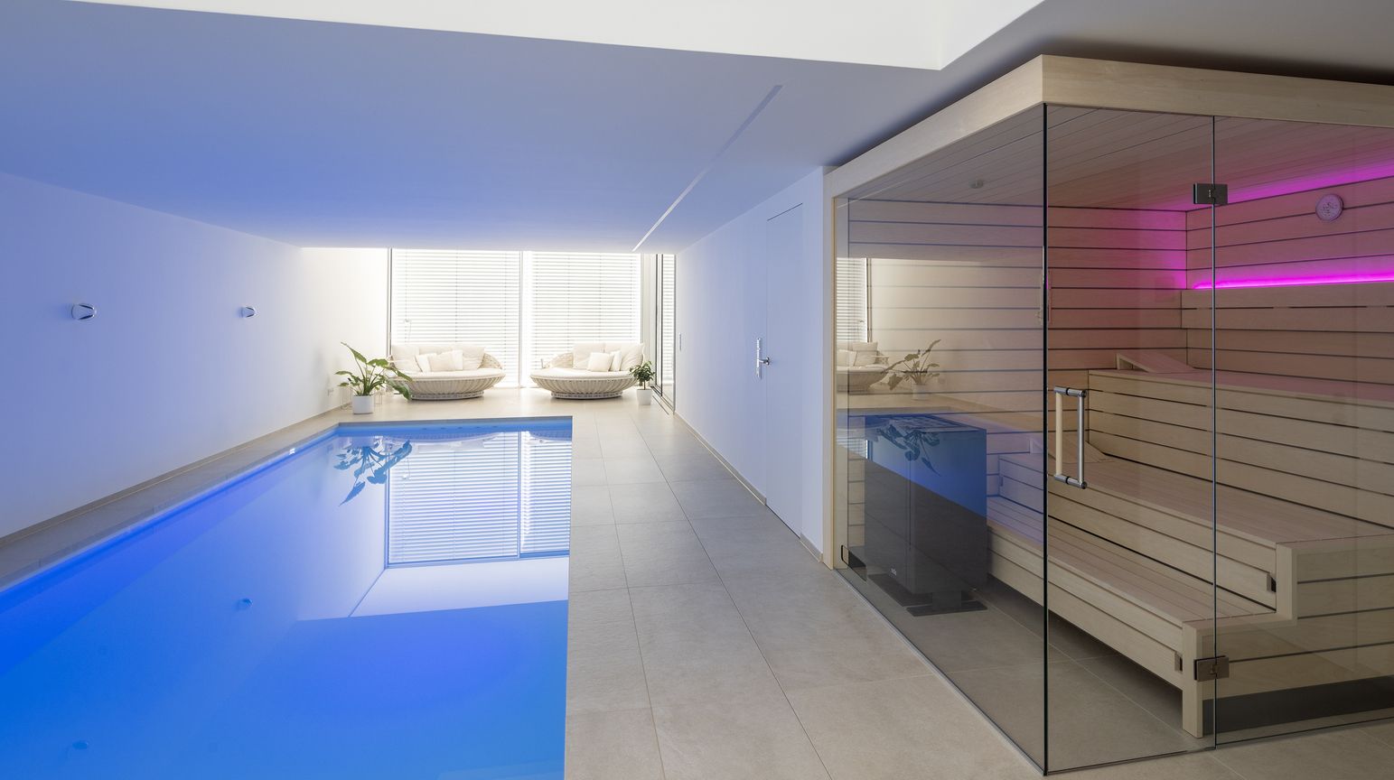 Pool und Sauna Landschaft